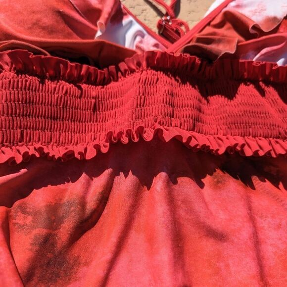 Women's marble red/white one-piece swimsuit - Picture 9 of 16